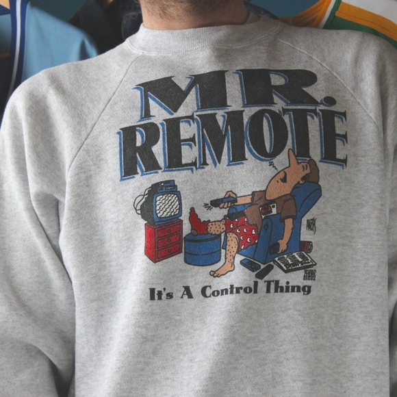 Vintage Other - Vintage 1994 Sharky’s Mr. Remote Crewneck Sweater